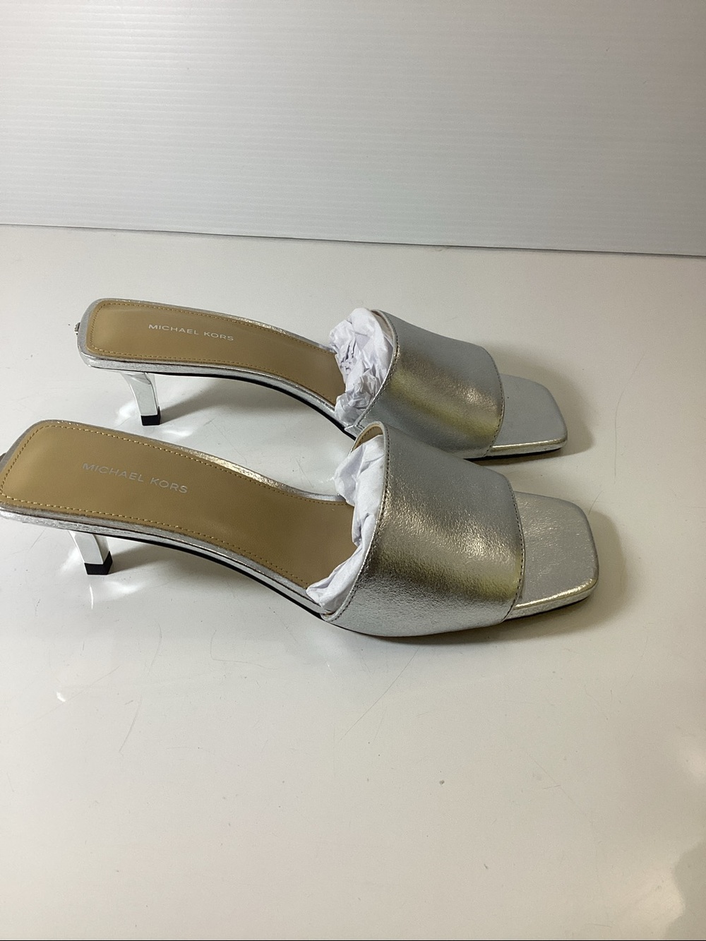 MICHAEL KORS
Mules MERRIAM - Picture 6 of 9